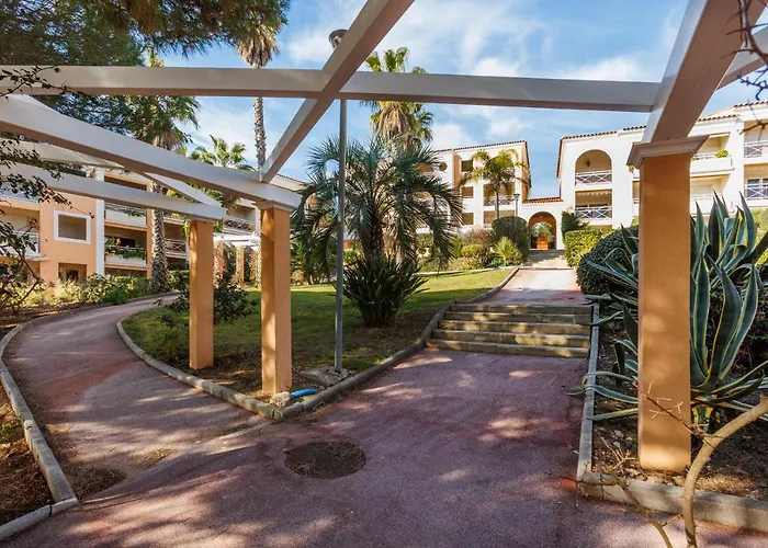 Avec Jardin, Clim&piscine - Proche Plages Et Randos, Parking Privé - La Girelle Appartement Hyères